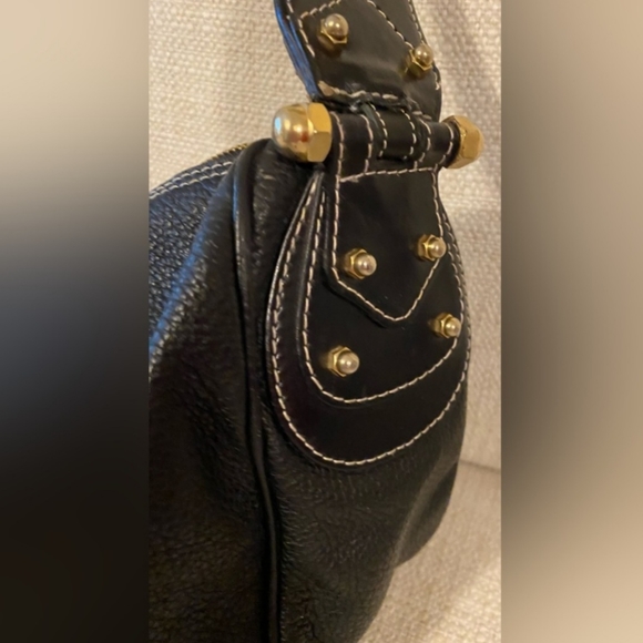 🔥EUC🔥FURLA Genuine Leather Purse- Made in Italy- Gold tone hardware - Picture 8 of 14